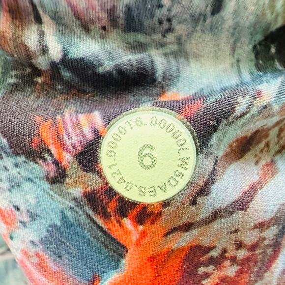 Lululemon Fast and Free High-Rise Tight 28" Size 6 Atmospheric Purple Run Cycle - Picture 5 of 9